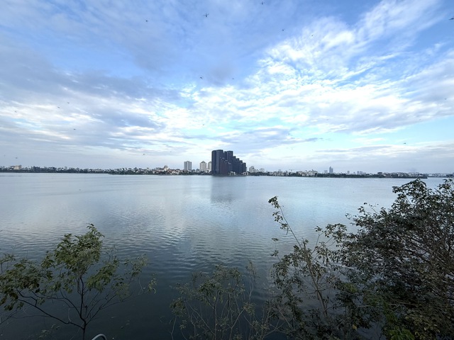 Hà Nội: Bổ sung thêm 339 hồ, ao, đầm vào danh sách không được san lấp- Ảnh 1. Hà Nội: Bổ sung thêm 339 hồ, ao, đầm vào danh sách không được san lấp- Ảnh 1.