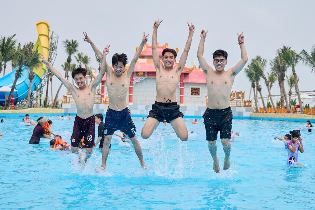 Hàng ngàn du khách nô nức đến Sun World Ha Nam - thiên đường “giải nhiệt” mới tại miền Bắc- Ảnh 11. C:\Users\haht02\Downloads\KHAH9610.jpg
