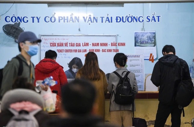 Đoàn tàu khách liên vận quốc tế Việt - Trung sẽ hoạt động từ ngày 25/5- Ảnh 1. Đoàn tàu khách liên vận quốc tế Việt - Trung sẽ hoạt động từ ngày 25/5- Ảnh 1.