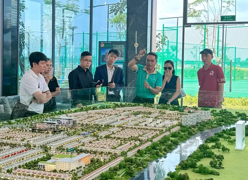 Nhà đầu tư bất động sản miền Bắc đang "Nam tiến"- Ảnh 1. Nhà đầu tư bất động sản miền Bắc đang "Nam tiến"- Ảnh 1.