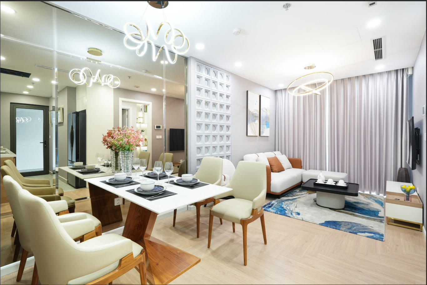 Kinh tế khởi sắc - căn hộ cao cấp thành lựa chọn chiến lược của nhà đầu tư- Ảnh 1.