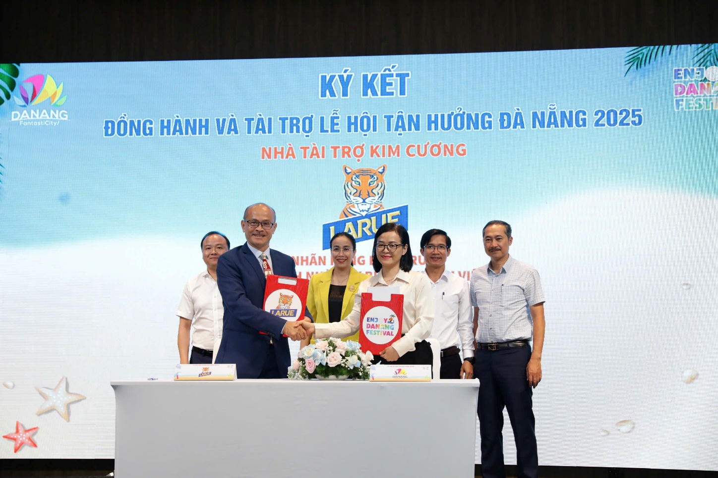 Lễ hội Tận hưởng Đà Nẵng 2025 diễn ra từ ngày 19/6-23/6- Ảnh 2. Lễ hội Tận hưởng Đà Nẵng 2025 diễn ra từ ngày 19/6-23/6- Ảnh 2.