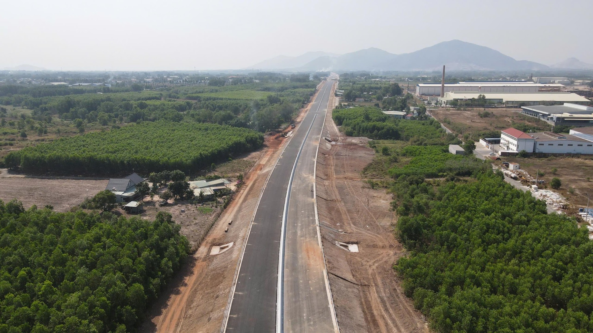 Hạ tầng hiện đại tạo đà bứt phá giúp Vũng Tàu vươn tầm quốc tế- Ảnh 1. Hạ tầng hiện đại tạo đà bứt phá giúp Vũng Tàu vươn tầm quốc tế- Ảnh 1.