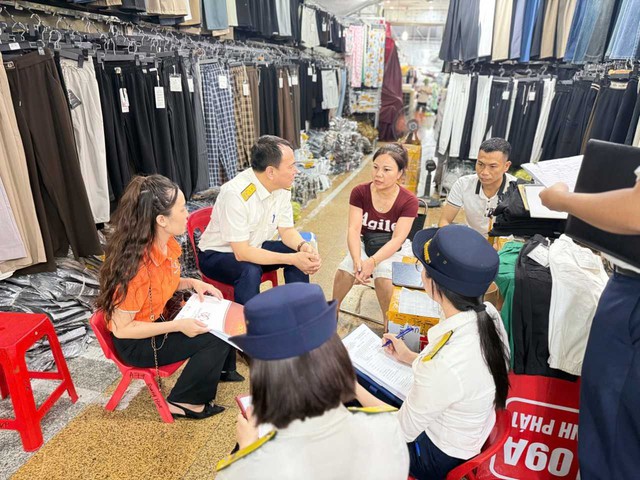 Hơn 19 nghìn tổ chức, cá nhân, hộ kinh doanh đăng ký sử dụng hóa đơn điện tử- Ảnh 1. Hơn 19 nghìn tổ chức, cá nhân, hộ kinh doanh đăng ký sử dụng hóa đơn điện tử- Ảnh 1.