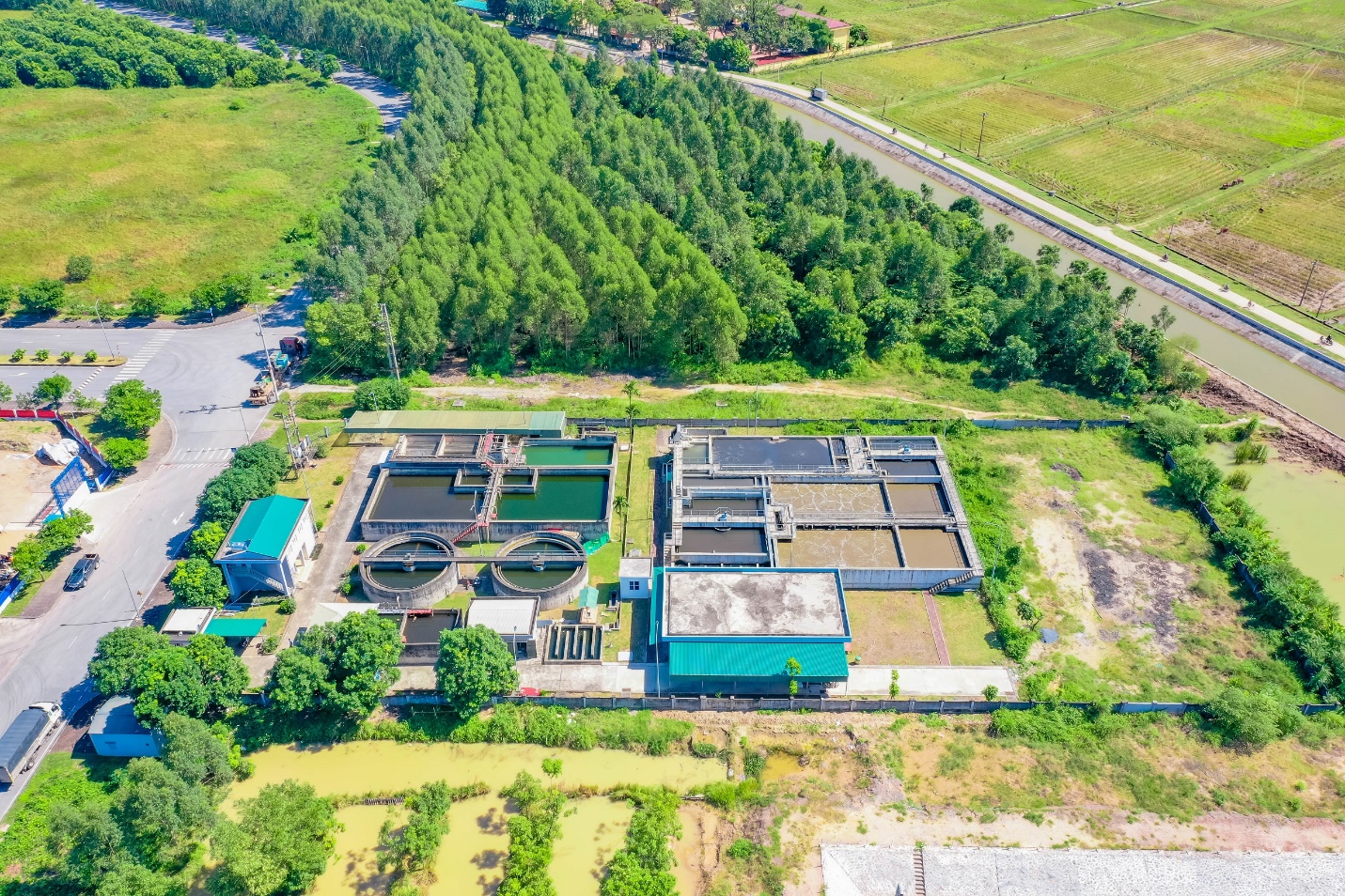 ROX iPark lọt top 10 thương hiệu mạnh ASEAN 2025- Ảnh 2. ROX iPark lọt top 10 thương hiệu mạnh ASEAN 2025- Ảnh 2.