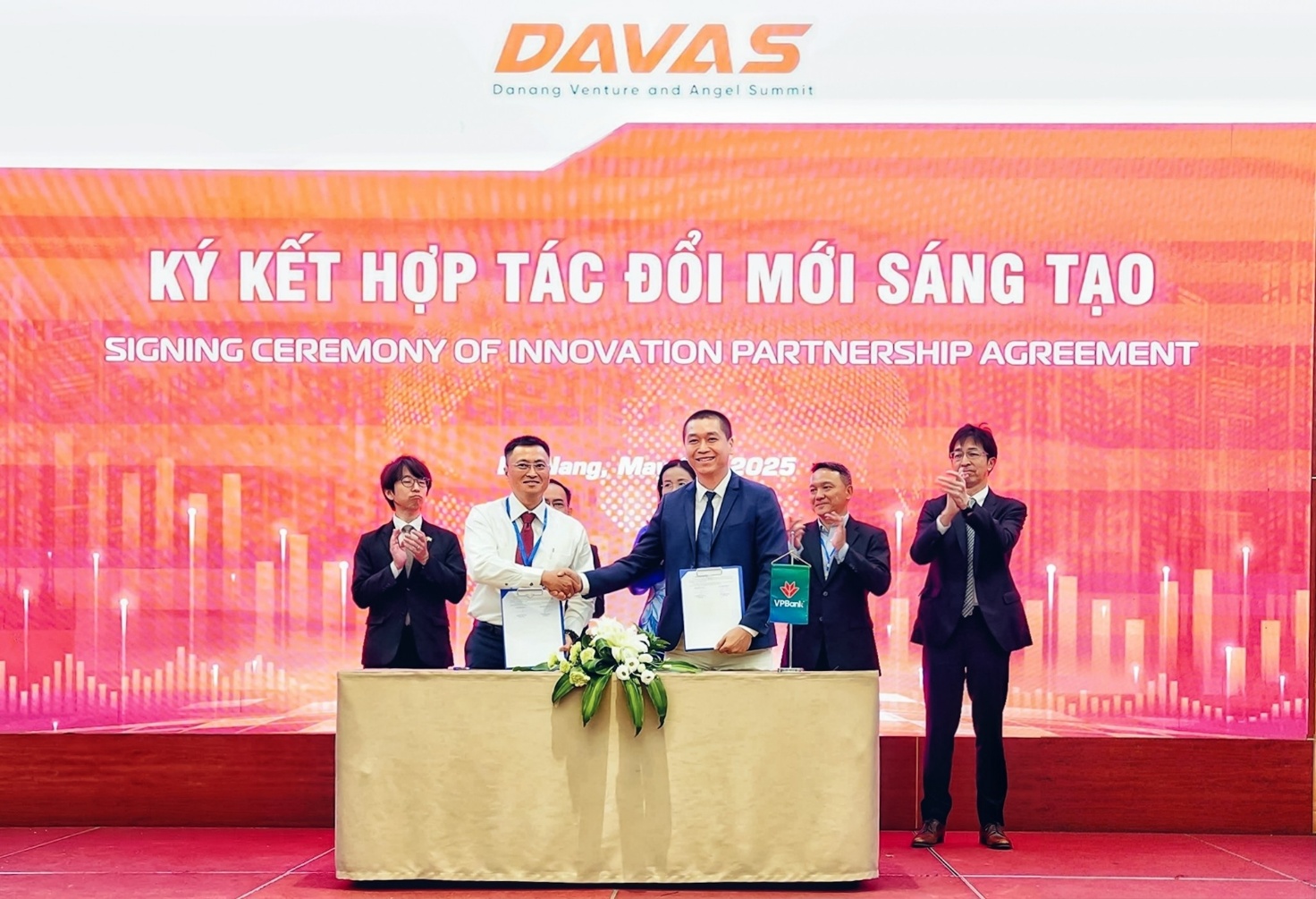 VPBank SME hợp tác cùng Trung tâm Hỗ trợ khởi nghiệp đổi mới sáng tạo Đà Nẵng thúc đẩy startup- Ảnh 1. VPBank SME hợp tác cùng Trung tâm Hỗ trợ khởi nghiệp đổi mới sáng tạo Đà Nẵng thúc đẩy startup- Ảnh 1.