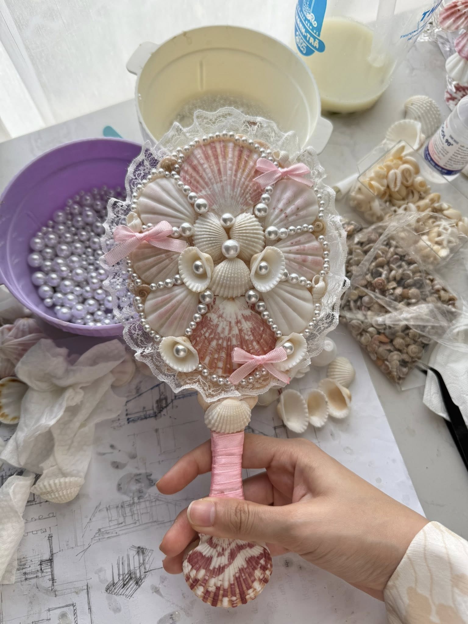 Khởi nghiệp từ phế phẩm của biển, cô gái Việt “hốt bạc” từ Á sang Âu
- Ảnh 11. Khởi nghiệp từ phế phẩm của biển, cô gái Việt “hốt bạc” từ Á sang Âu
- Ảnh 11.