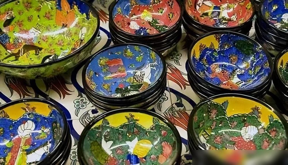 Thị trường bán nhiều loại bát nhưng 3 kiểu này rẻ mấy cũng đừng mua, biết rồi nhớ nhắc người thân nhé!- Ảnh 1. Thị trường bán nhiều loại bát nhưng 3 kiểu này rẻ mấy cũng đừng mua, biết rồi nhớ nhắc người thân nhé!- Ảnh 1.