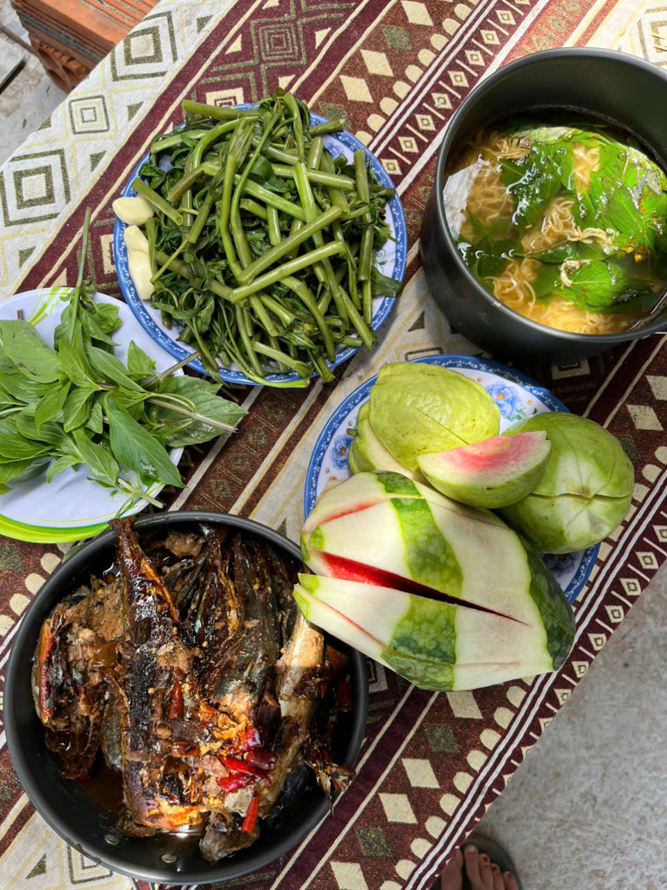 Bị công ty cho nghỉ việc, "dạt" ngay ra đảo Phú Quý sống dài ngày: Cách chi tiêu sau khi thất nghiệp mới sốc- Ảnh 7. Bị công ty cho nghỉ việc, "dạt" ngay ra đảo Phú Quý sống dài ngày: Cách chi tiêu sau khi thất nghiệp mới sốc- Ảnh 7.