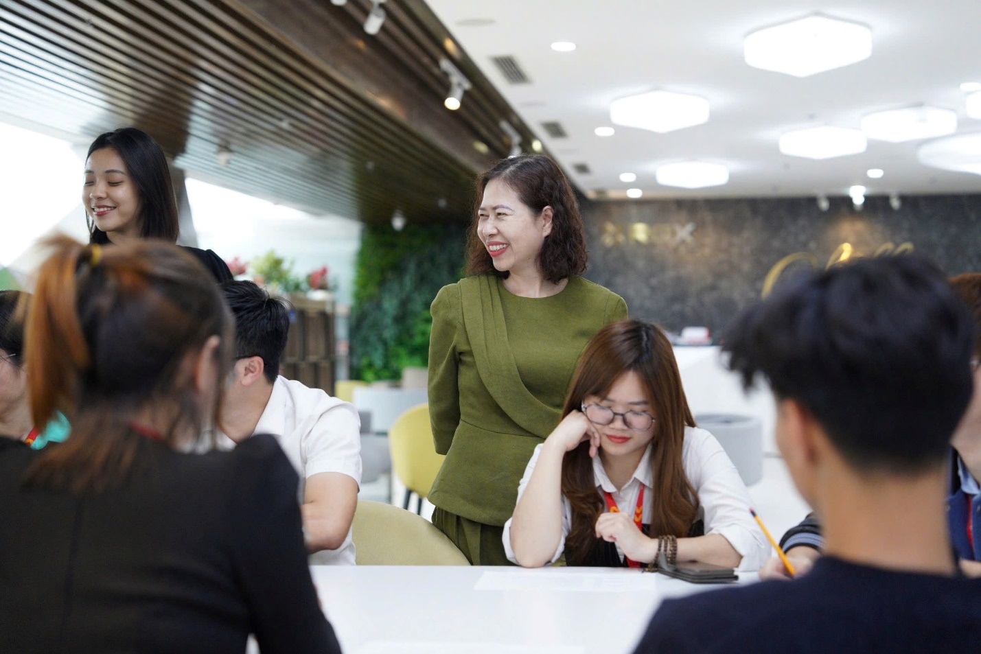 ROXMei 2025: Khi thương hiệu truyền cảm hứng sống đẹp và chất tới cán bộ nhân viên- Ảnh 1. ROXMei 2025: Khi thương hiệu truyền cảm hứng sống đẹp và chất tới cán bộ nhân viên- Ảnh 1.