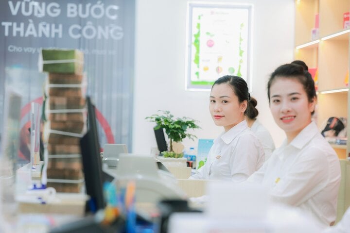 SeABank được vinh danh Nơi làm việc tốt nhất Việt Nam 2024- Ảnh 2. SeABank được vinh danh Nơi làm việc tốt nhất Việt Nam 2024- Ảnh 2.