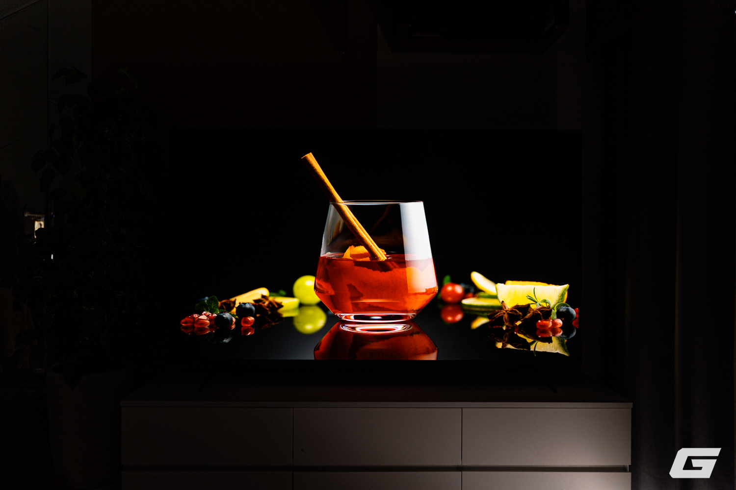 TV TCL giá 18 triệu mới: Màn QD-Mini LED 65 inch, 4K, 144Hz, HDR10+, âm thanh Onkyo 2.1 và Google TV- Ảnh 14. TV TCL giá 18 triệu mới: Màn QD-Mini LED 65 inch, 4K, 144Hz, HDR10+, âm thanh Onkyo 2.1 và Google TV- Ảnh 14.