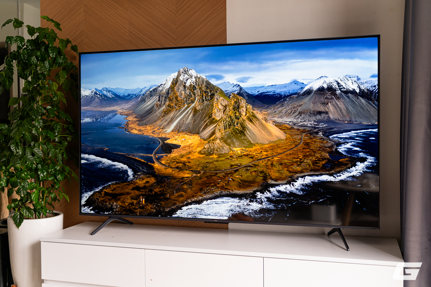 TV TCL giá 18 triệu mới: Màn QD-Mini LED 65 inch, 4K, 144Hz, HDR10+, âm thanh Onkyo 2.1 và Google TV- Ảnh 10. TV TCL giá 18 triệu mới: Màn QD-Mini LED 65 inch, 4K, 144Hz, HDR10+, âm thanh Onkyo 2.1 và Google TV- Ảnh 10.