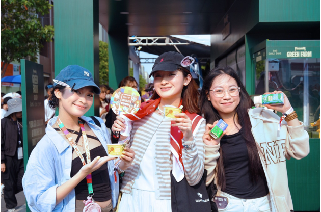 Top 10 thương hiệu sữa được chọn mua nhiều nhất Việt Nam: có đến 5 nhãn hiệu cùng “nhà Vinamilk”- Ảnh 6. Top 10 thương hiệu sữa được chọn mua nhiều nhất Việt Nam: có đến 5 nhãn hiệu cùng “nhà Vinamilk”- Ảnh 6.