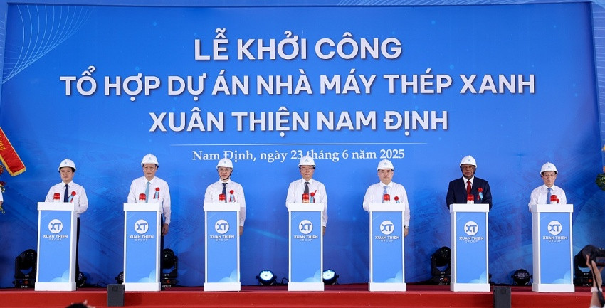 Siêu nhà máy 100.000 tỷ của Việt Nam: Sản xuất "siêu phẩm" chuyên dùng cho tàu biển, vũ khí, ô tô- Ảnh 1. Siêu nhà máy 100.000 tỷ của Việt Nam: Sản xuất "siêu phẩm" chuyên dùng cho tàu biển, vũ khí, ô tô- Ảnh 1.