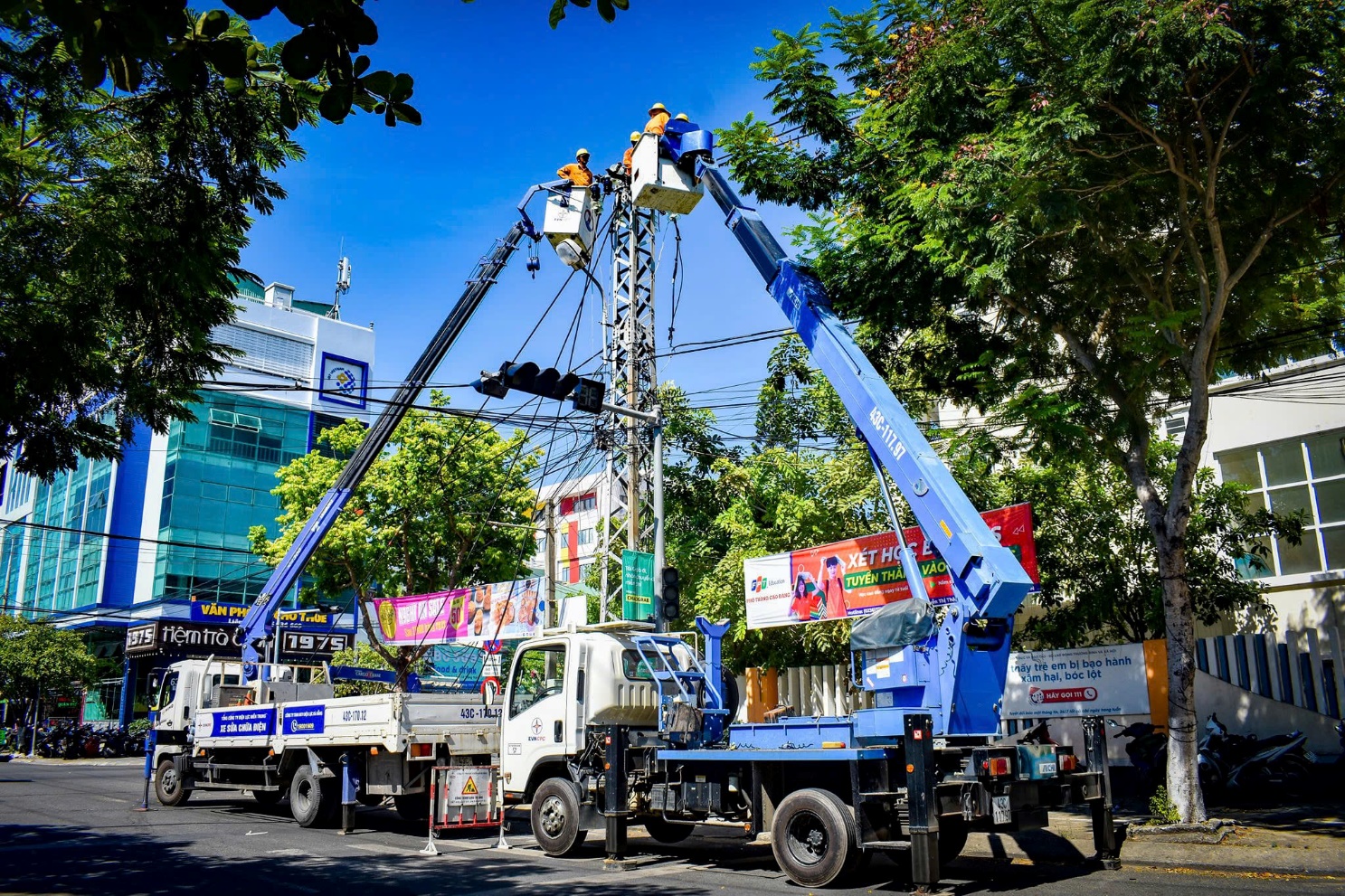 EVNCPC chủ động đảm bảo cung ứng điện mùa nắng nóng- Ảnh 2. EVNCPC chủ động đảm bảo cung ứng điện mùa nắng nóng- Ảnh 2.