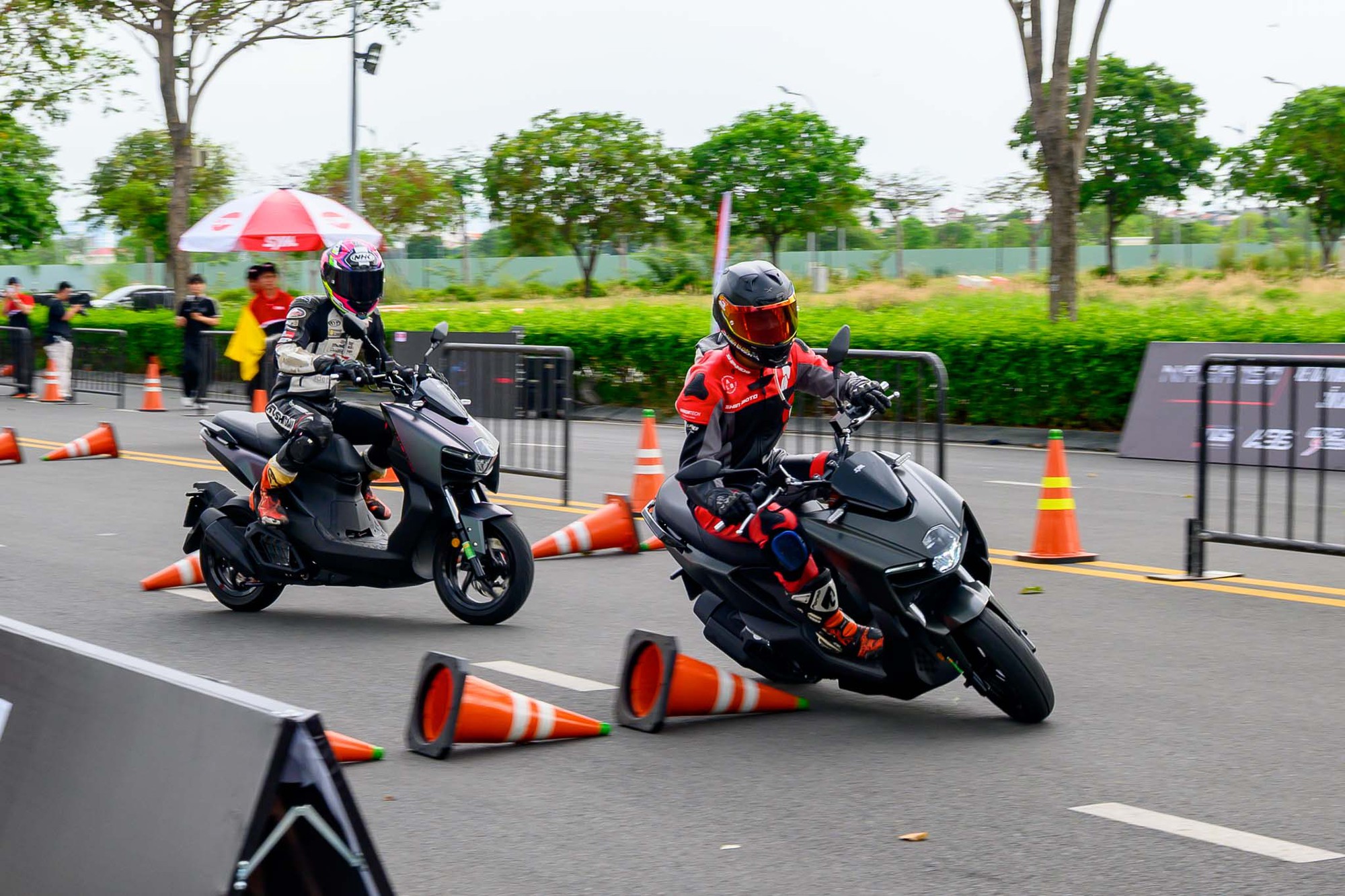 Xe tay ga vừa ra mắt của Yamaha xứng danh 'vua công nghệ' nhưng có thực sự đáng mua hơn xe Honda, SYM?- Ảnh 6. Xe tay ga vừa ra mắt của Yamaha xứng danh 'vua công nghệ' nhưng có thực sự đáng mua hơn xe Honda, SYM?- Ảnh 6.