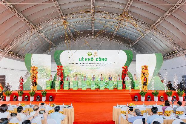 Sun Group khởi công Tổ hợp nghỉ dưỡng khoáng nóng quy mô hơn 21.000 tỷ đồng tại Hòa Bình- Ảnh 1. Sun Group khởi công Tổ hợp nghỉ dưỡng khoáng nóng quy mô hơn 21.000 tỷ đồng tại Hòa Bình- Ảnh 1.