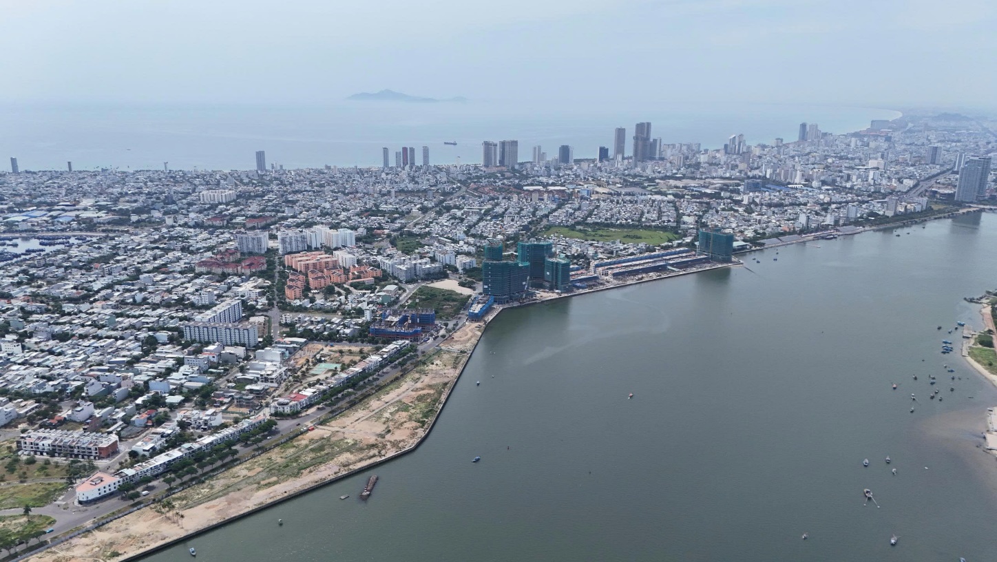 TP. Đà Nẵng: Phê duyệt điều chỉnh Chương trình phát triển nhà ở giai đoạn 2021-2030- Ảnh 1. TP. Đà Nẵng: Phê duyệt điều chỉnh Chương trình phát triển nhà ở giai đoạn 2021-2030- Ảnh 1.