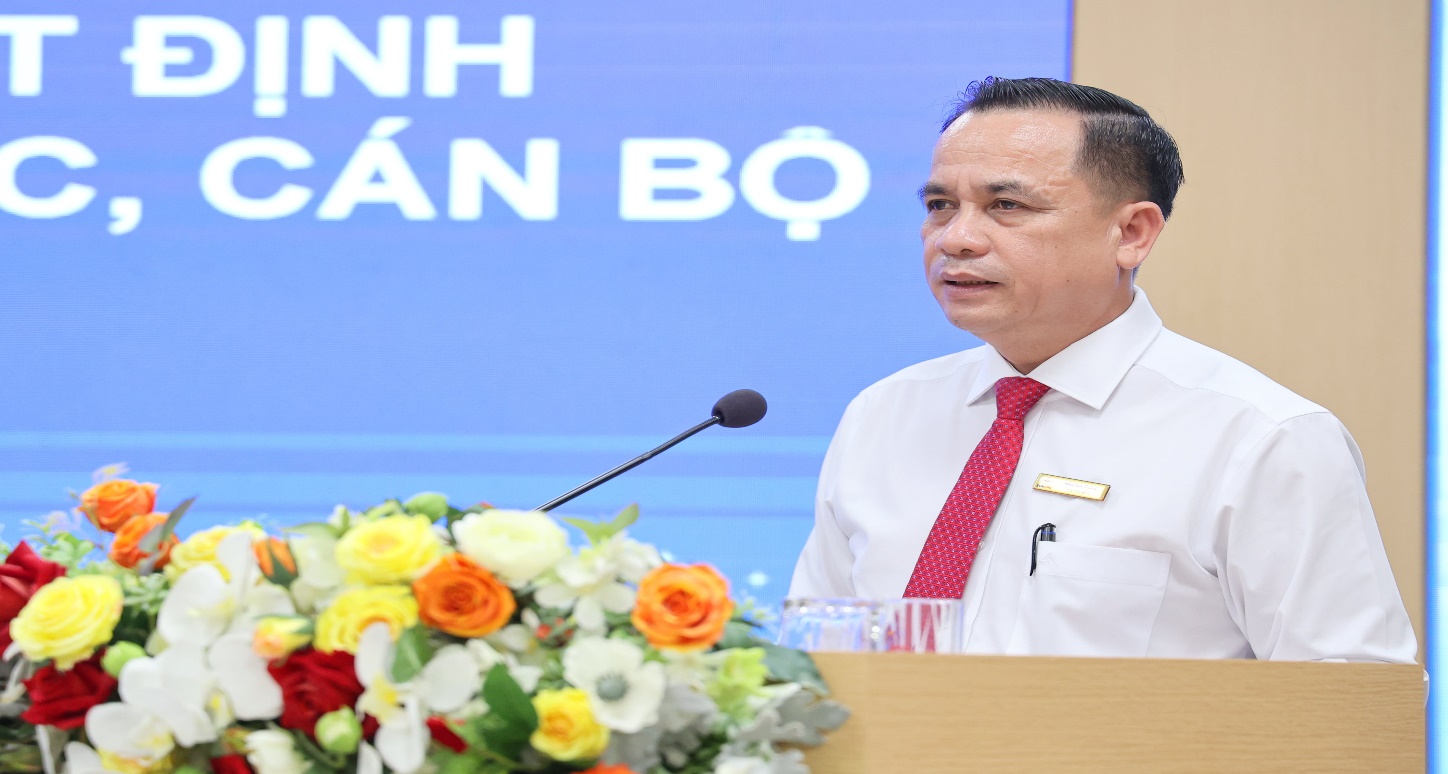 EVNCPC bổ nhiệm 6 Giám đốc Công ty Điện lực sau sáp nhập- Ảnh 2. EVNCPC bổ nhiệm 6 Giám đốc Công ty Điện lực sau sáp nhập- Ảnh 2.