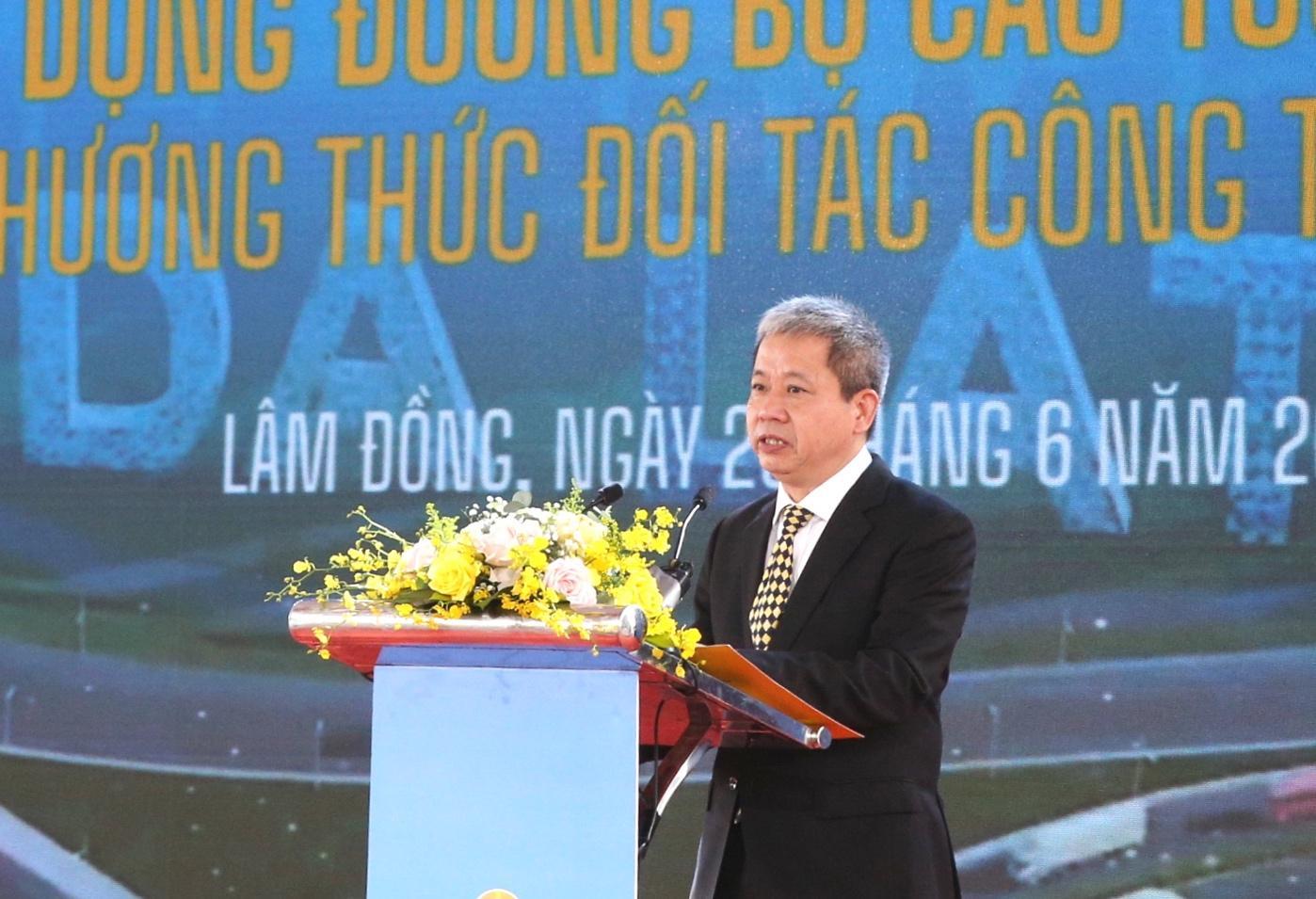 Khởi công dự án cao tốc Bảo Lộc - Liên Khương tổng vốn đầu tư trên 17.700 tỷ đồng- Ảnh 1. Khởi công dự án cao tốc Bảo Lộc - Liên Khương tổng vốn đầu tư trên 17.700 tỷ đồng- Ảnh 1.