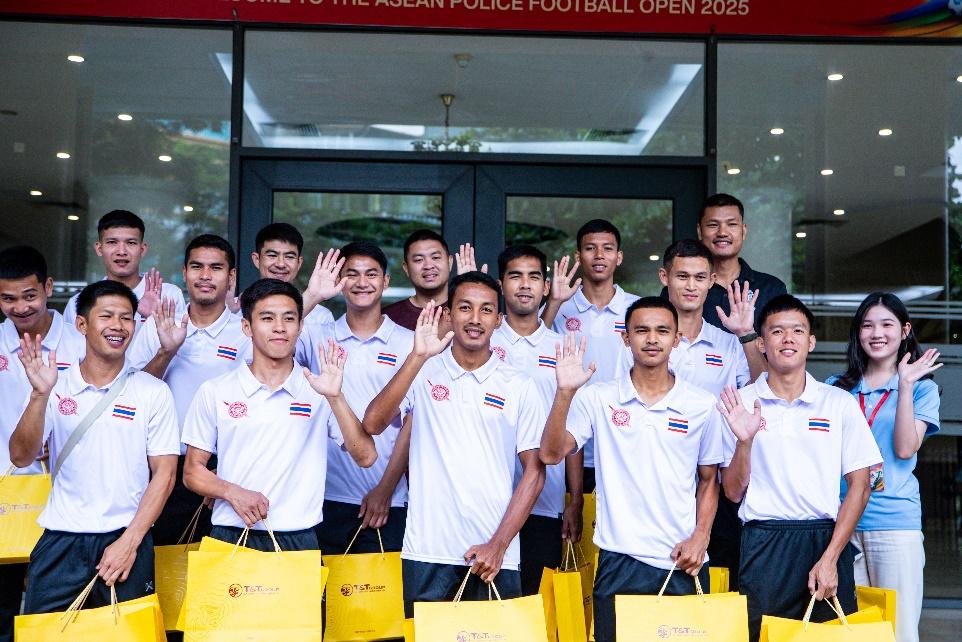 Hương vị Việt lan tỏa tình hữu nghị tại Giải bóng đá Công an, Cảnh sát ASEAN 2025- Ảnh 1. Hương vị Việt lan tỏa tình hữu nghị tại Giải bóng đá Công an, Cảnh sát ASEAN 2025- Ảnh 1.