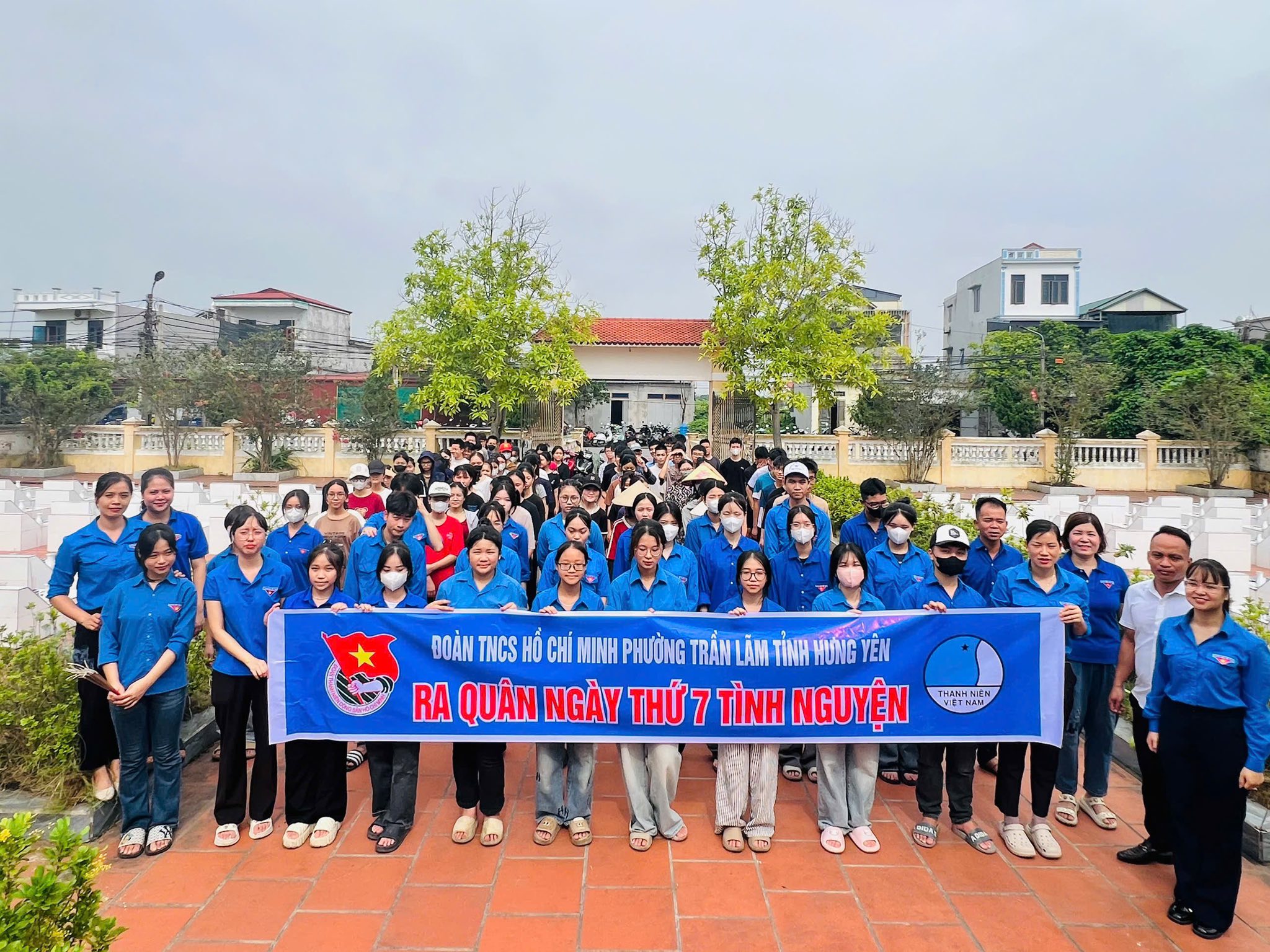 Hưng Yên: Hơn 20 nghìn đoàn viên thanh niên ra quân “Ngày thứ bảy tình nguyện”- Ảnh 1. Hưng Yên: Hơn 20 nghìn đoàn viên thanh niên ra quân “Ngày thứ bảy tình nguyện”- Ảnh 1.