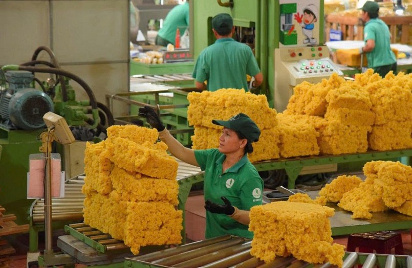 Thách thức từ chuỗi cung ứng cao su tiểu điền - Ảnh 1. Thách thức từ chuỗi cung ứng cao su tiểu điền - Ảnh 1.