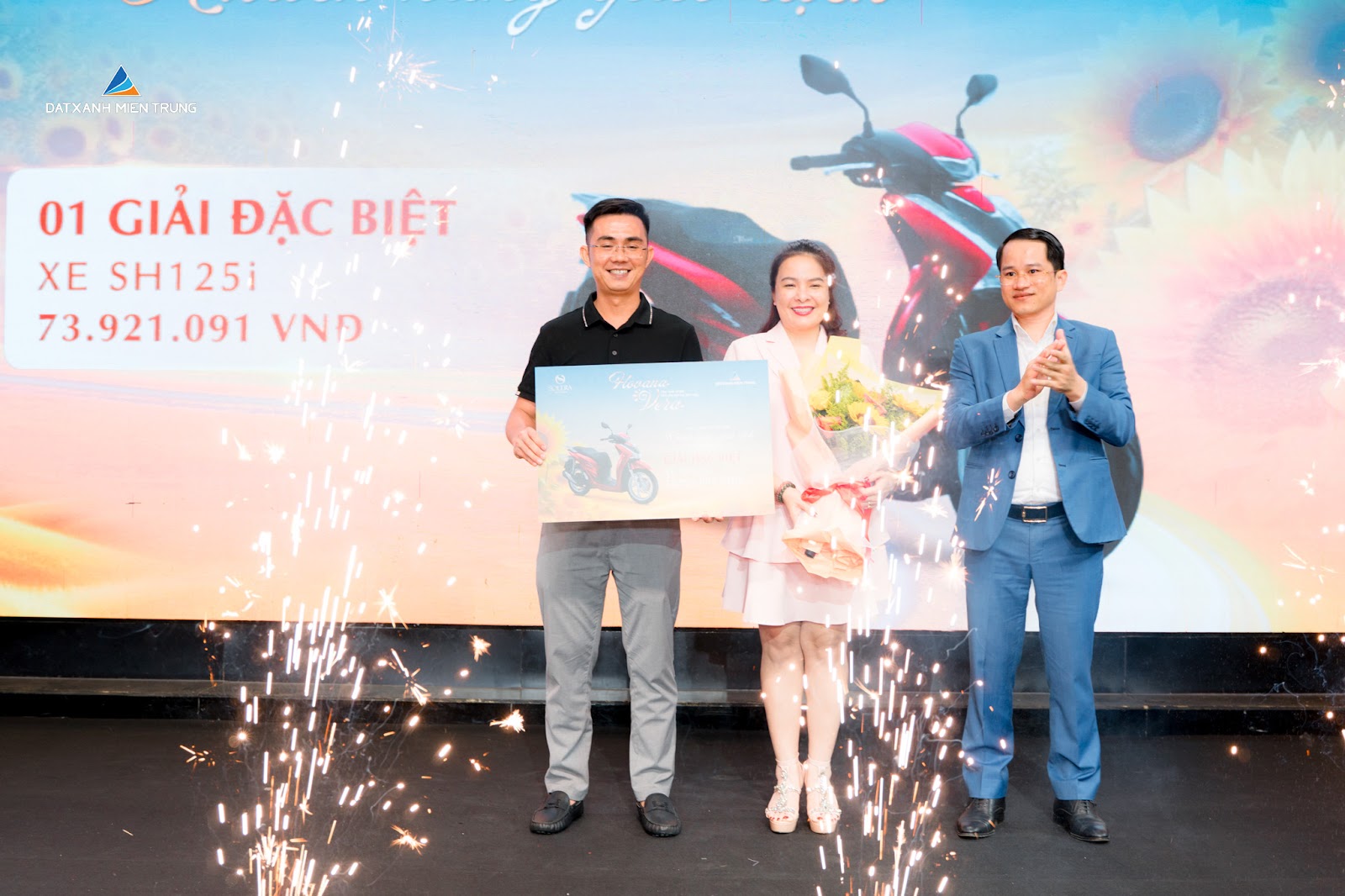 Tất toán toàn bộ sản phẩm tại sự kiện mở bán Solera Quy Nhơn- Ảnh 2. Tất toán toàn bộ sản phẩm tại sự kiện mở bán Solera Quy Nhơn- Ảnh 2.