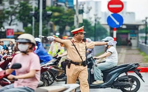 Hà Nội: Xử lý hơn 7.200 trường hợp vi phạm giao thông trong hai tuần đầu tháng 7- Ảnh 1. Hà Nội: Xử lý hơn 7.200 trường hợp vi phạm giao thông trong hai tuần đầu tháng 7- Ảnh 1.