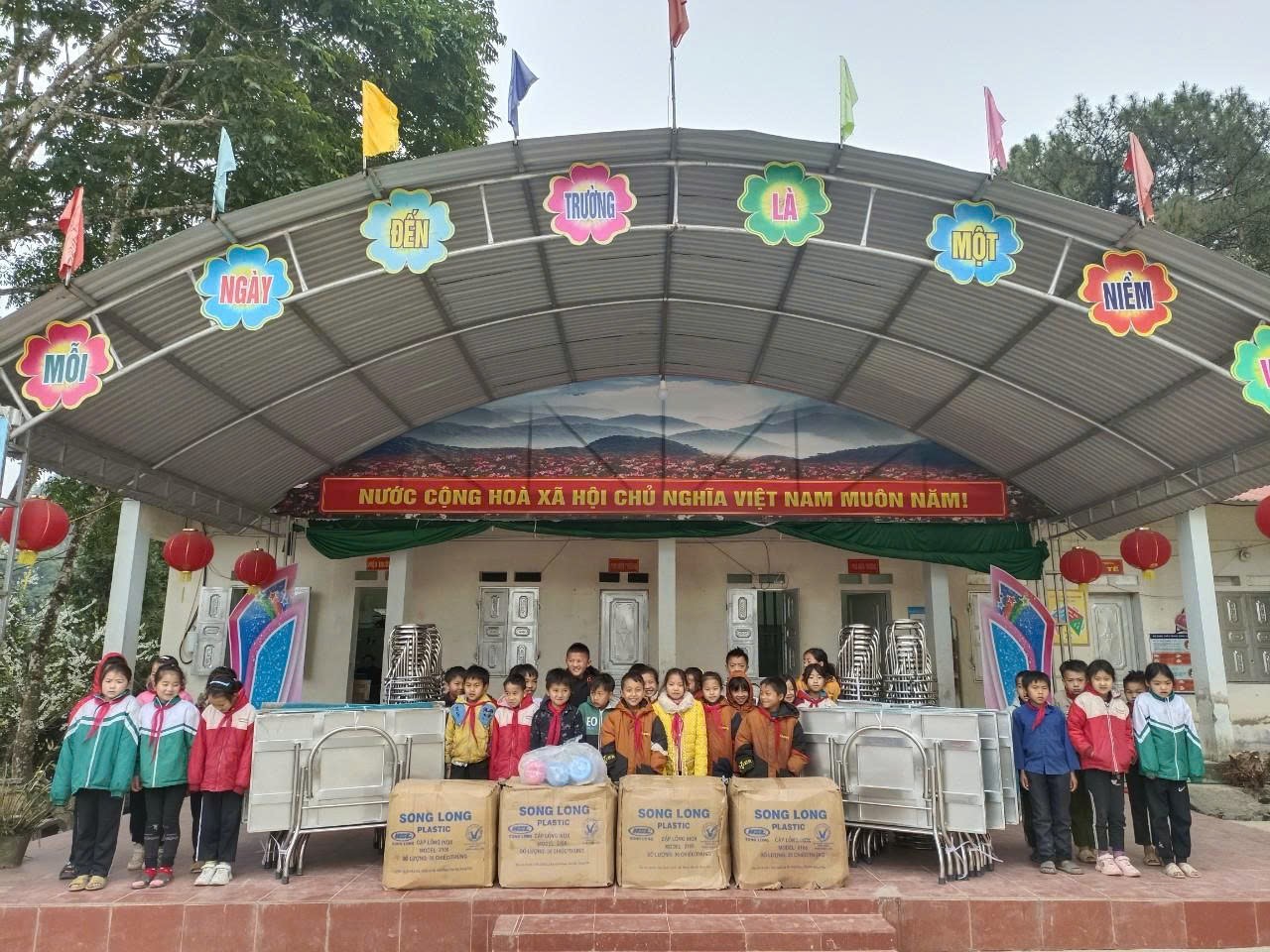 Thanh Hóa: Trao mái ấm, nhận yêu thương- Ảnh 3. Thanh Hóa: Trao mái ấm, nhận yêu thương- Ảnh 3.