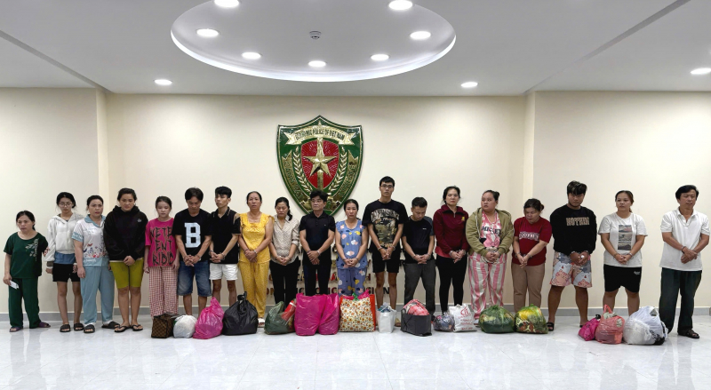 Công bố hình ảnh khám xét kho hàng của vợ chồng nữ doanh nhân Ngô Ánh Hồng- Ảnh 2.