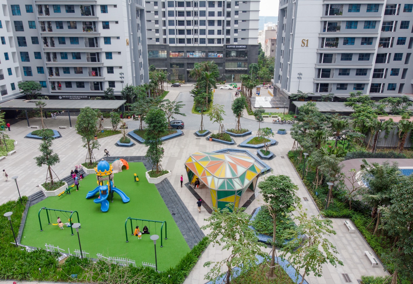 Cảnh quan xanh - Giá trị sống bền vững cần sự chăm sóc chuyên nghiệp- Ảnh 1. Cảnh quan xanh - Giá trị sống bền vững cần sự chăm sóc chuyên nghiệp- Ảnh 1.