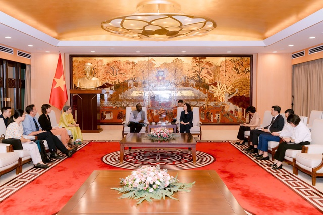 Hà Nội sẽ đệ trình Hồ sơ khôi phục Chính điện Kính Thiên trước ngày 1/2/2026- Ảnh 1. Hà Nội sẽ đệ trình Hồ sơ khôi phục Chính điện Kính Thiên trước ngày 1/2/2026- Ảnh 1.