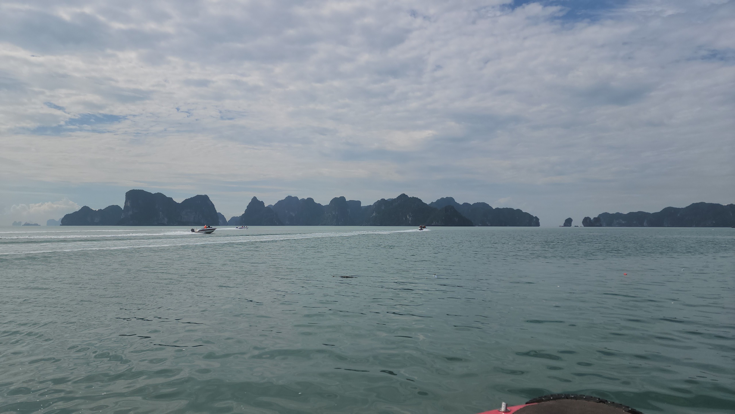 Vụ đắm tàu ở Quảng Ninh: Tìm thấy thi thể nạn nhân cuối cùng - Ảnh 2. Vụ đắm tàu ở Quảng Ninh: Tìm thấy thi thể nạn nhân cuối cùng - Ảnh 2.