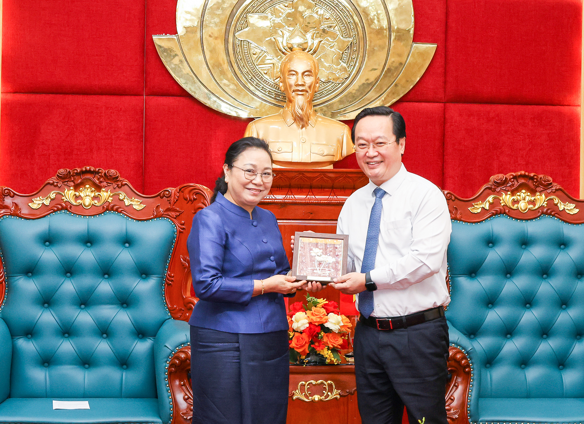 Nghệ An: Tăng cường hợp tác với các địa phương Lào, thắt chặt quan hệ Việt - Lào- Ảnh 3. Nghệ An: Tăng cường hợp tác với các địa phương Lào, thắt chặt quan hệ Việt - Lào- Ảnh 3.