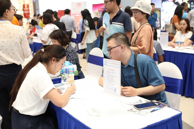 Hà Nội: Hơn 125 nghìn người lao động được giải quyết việc làm trong 6 tháng đầu năm- Ảnh 1. Hà Nội: Hơn 125 nghìn người lao động được giải quyết việc làm trong 6 tháng đầu năm- Ảnh 1.
