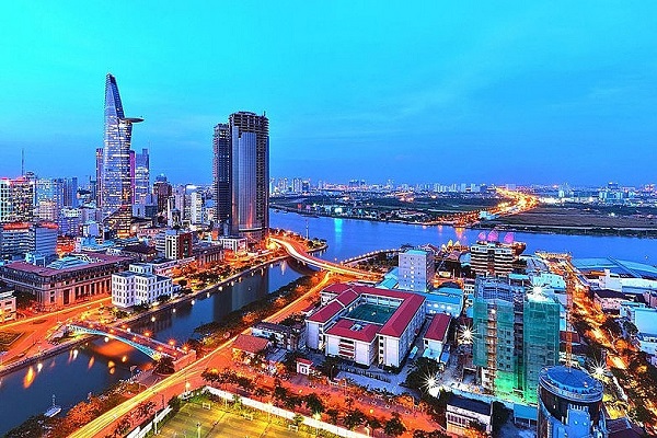 Ngân hàng UOB nâng dự báo tăng trưởng GDP Việt Nam năm 2025 lên 6,9%- Ảnh 1. Ngân hàng UOB nâng dự báo tăng trưởng GDP Việt Nam năm 2025 lên 6,9%- Ảnh 1.