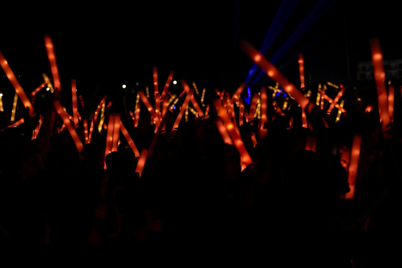 Hàng chục nghìn khán giả bùng nổ trong đêm đại nhạc hội TP Thiên niên kỷ T&T City Millennia- Ảnh 8. Hàng chục nghìn khán giả bùng nổ trong đêm đại nhạc hội TP Thiên niên kỷ T&T City Millennia- Ảnh 8.