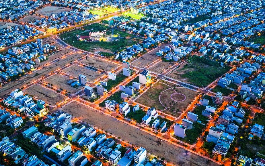 Nhà đầu tư Hà Nội, TP. HCM đổ xô “săn” quỹ đất vàng ven sông tại Đà Nẵng- Ảnh 8. Nhà đầu tư Hà Nội, TP. HCM đổ xô “săn” quỹ đất vàng ven sông tại Đà Nẵng- Ảnh 8.