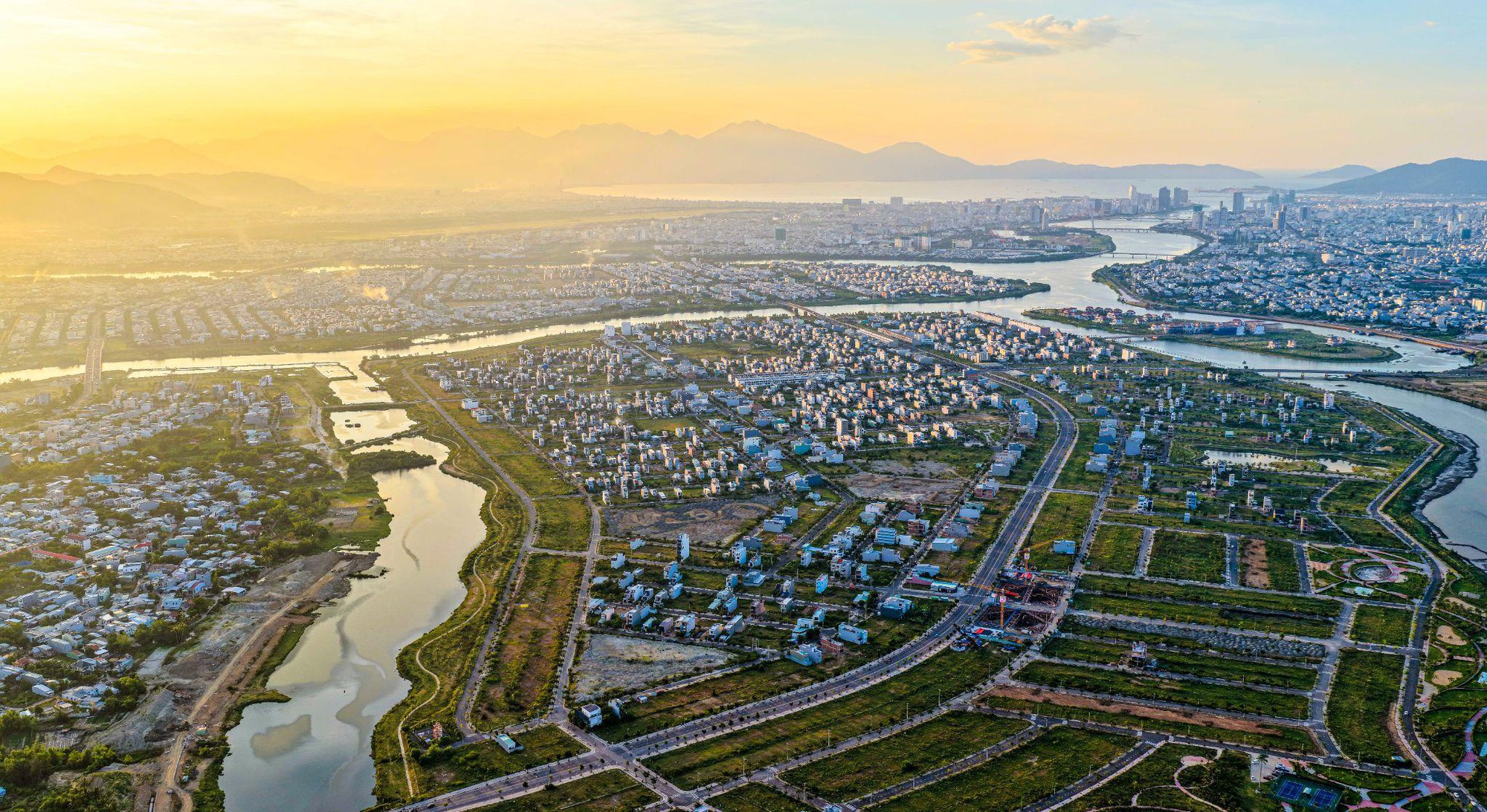 Vì sao đất nền Hòa Xuân đang là tọa độ nóng nhất Đà Nẵng?- Ảnh 1.