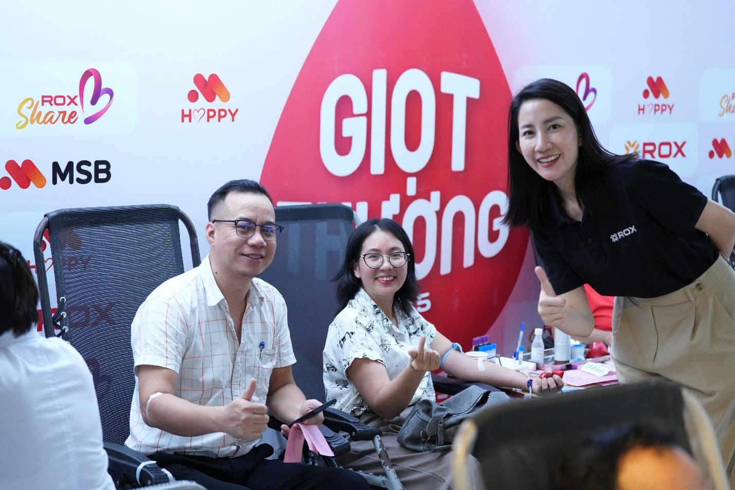 Giọt thương 2025: CBNV ROX Group chung tay hiến máu, lan tỏa giá trị sống đẹp- Ảnh 4.