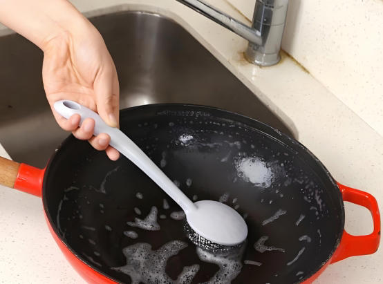 Một người rửa bát, cả nhà ung thư? 6 thói quen "tẩm chất độc" vào bát đĩa cần bỏ ngay- Ảnh 4. Một người rửa bát, cả nhà ung thư? 6 thói quen "tẩm chất độc" vào bát đĩa cần bỏ ngay- Ảnh 4.