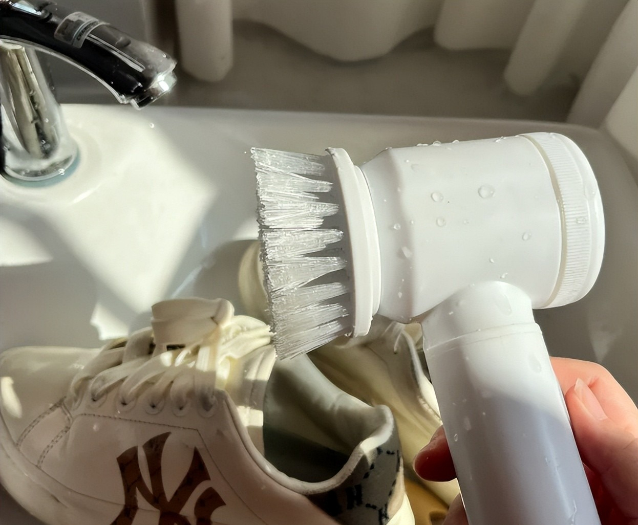 7 cú lừa thế kỷ ngành gia dụng: Quảng cáo 