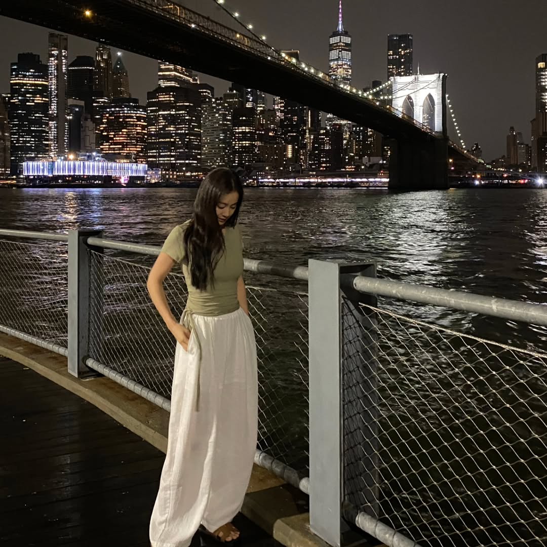Chiếc áo cháy hàng nhanh hơn tốc độ ánh sáng nhờ Kim Tae Hee- Ảnh 2.
