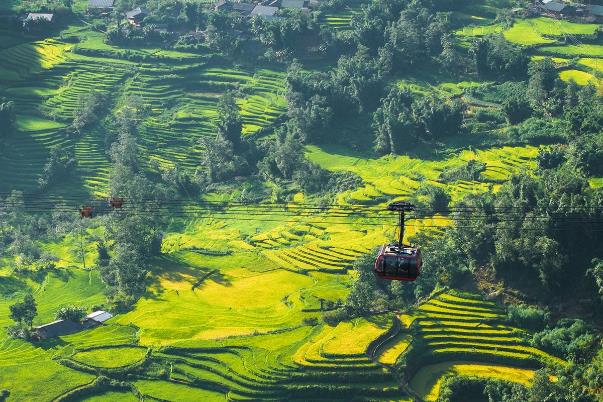 Trải nghiệm văn hóa 7 dân tộc Tây Bắc trong lễ hội Mùa vàng Bản Mây Fansipan- Ảnh 2. Trải nghiệm văn hóa 7 dân tộc Tây Bắc trong lễ hội Mùa vàng Bản Mây Fansipan- Ảnh 2.