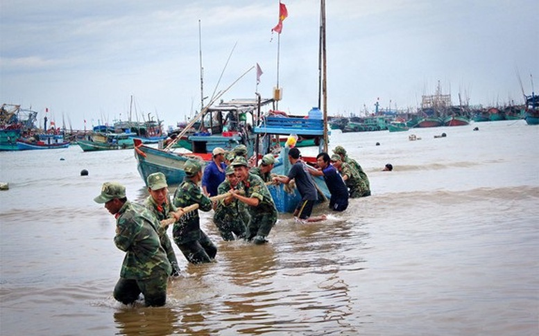 Nhanh chóng khắc phục hậu quả bão số 5 và mưa lũ, khôi phục sản xuất, kinh doanh, ổn định tình hình Nhân dân- Ảnh 29. Nhanh chóng khắc phục hậu quả bão số 5 và mưa lũ, khôi phục sản xuất, kinh doanh, ổn định tình hình Nhân dân- Ảnh 29.