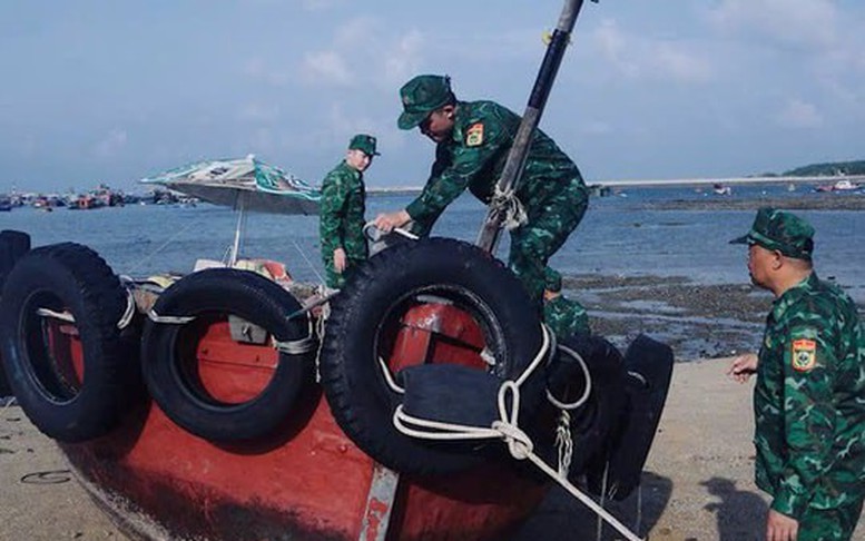 Nhanh chóng khắc phục hậu quả bão số 5 và mưa lũ, khôi phục sản xuất, kinh doanh, ổn định tình hình Nhân dân- Ảnh 25. Nhanh chóng khắc phục hậu quả bão số 5 và mưa lũ, khôi phục sản xuất, kinh doanh, ổn định tình hình Nhân dân- Ảnh 25.