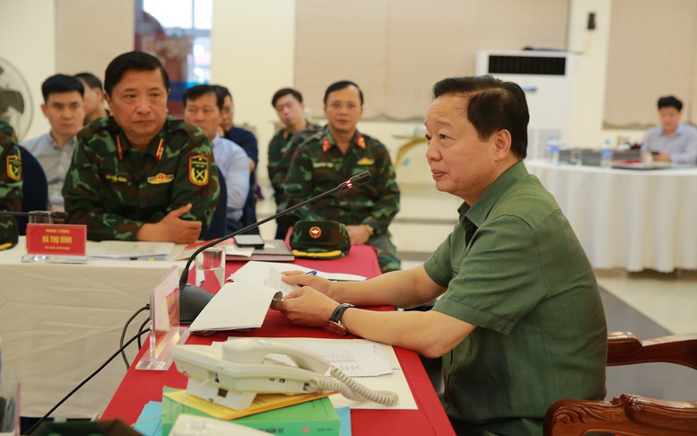 Nhanh chóng khắc phục hậu quả bão số 5 và mưa lũ, khôi phục sản xuất, kinh doanh, ổn định tình hình Nhân dân- Ảnh 11. Nhanh chóng khắc phục hậu quả bão số 5 và mưa lũ, khôi phục sản xuất, kinh doanh, ổn định tình hình Nhân dân- Ảnh 11.