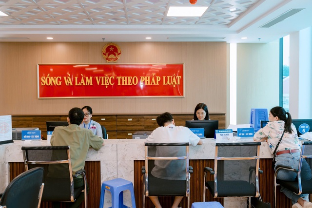 Hà Nội: Chấn chỉnh nghiêm tình trạng lạm dụng yêu cầu nộp bản sao có chứng thực- Ảnh 1.